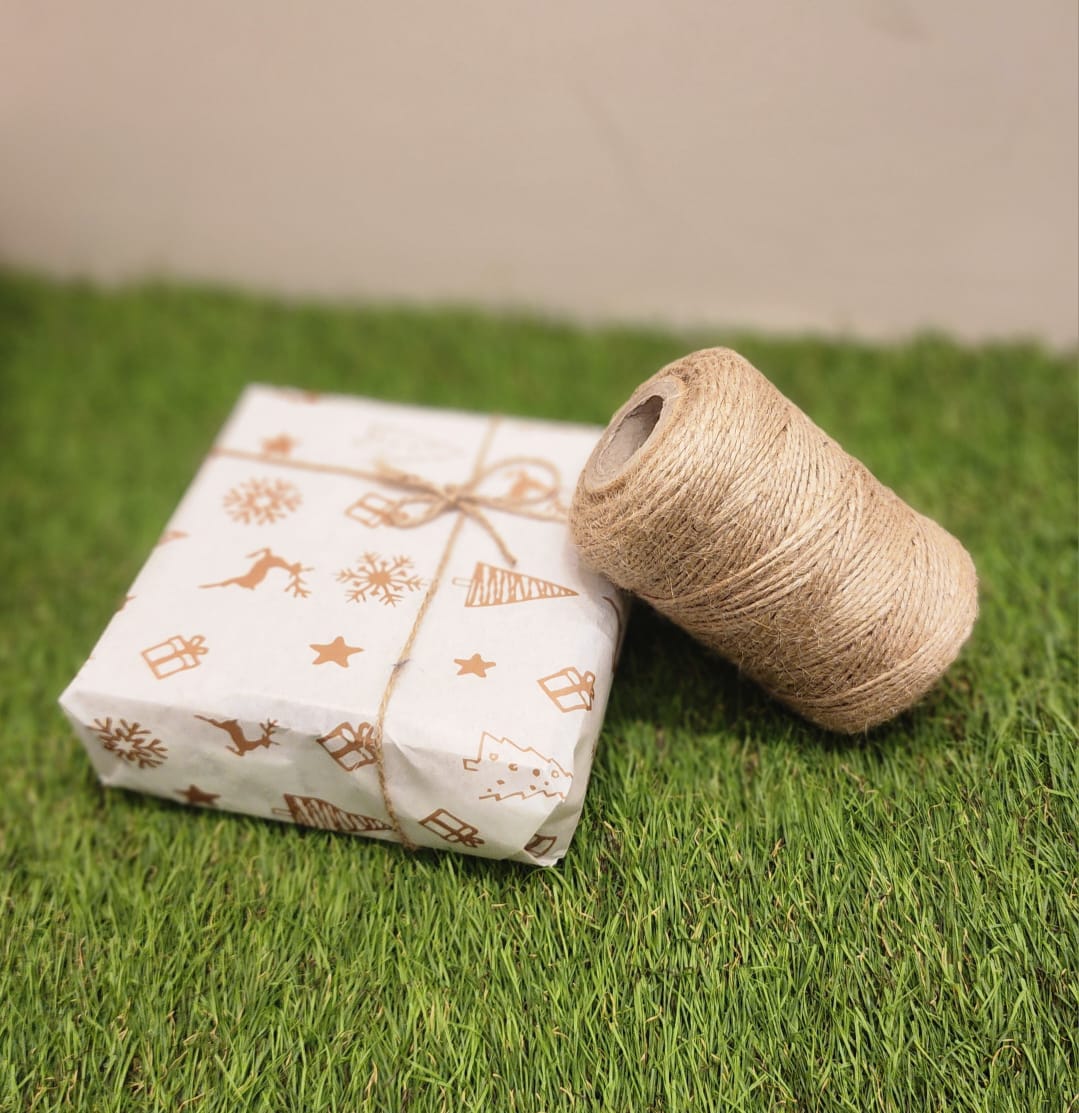 Christmas printed parchment paper (Pack of 25 sheets)