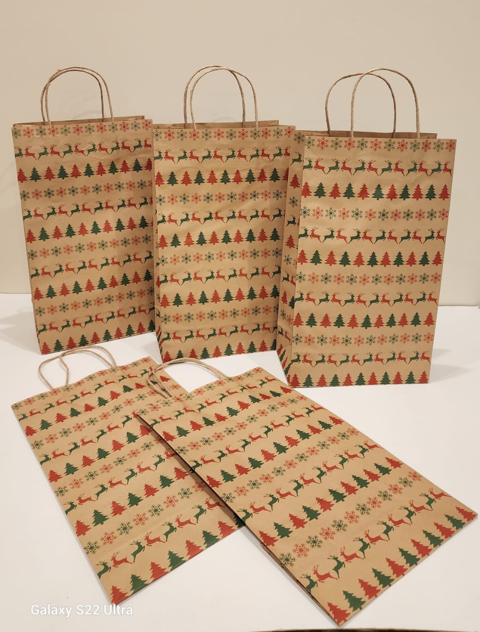 Christmas kraft  bags size 22x38 (pack of 10 bags)